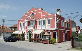 Hotel Drumski Raj